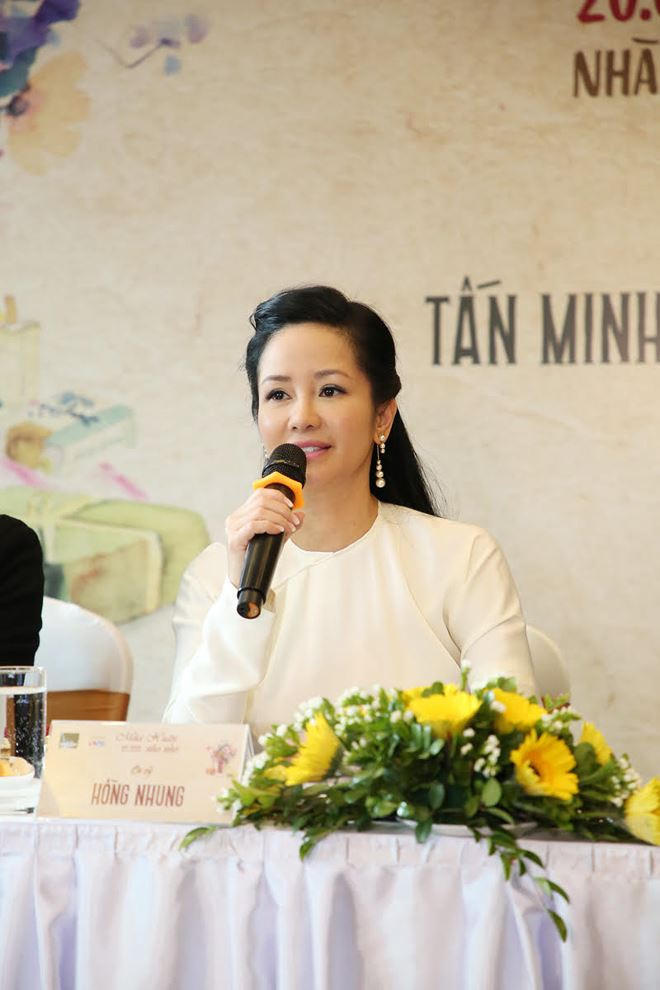 Hồng Nhung từng bị “sập nguồn” và "mất điện" cả về thể chất và tinh thần.
