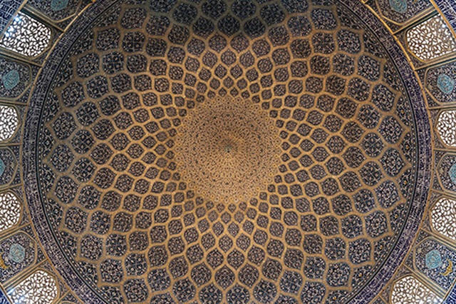 Theo dấu cổ tích “1.001 đêm” qua những kiến trúc linh thiêng Iran