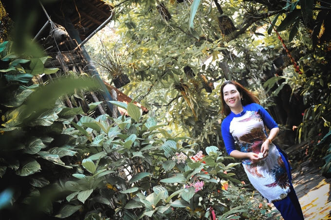 “Hiện giờ tôi là chị cả của Top 15 nhưng không vì thế mà tôi cảm thấy e ngại mà đó còn là niềm tự hào và là động lực để tôi bước vào vòng chung kết”, thí sinh Lê Thị Ngọc Phụng chia sẻ.