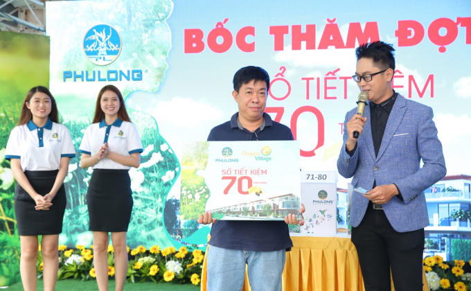 Các hoạt động rút thăm trúng thưởng cho các khách hàng đã giao dịch thành công ngay trong sự kiện