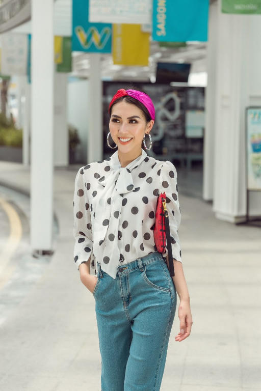 Hoa hậu Tường Linh gây thương nhớ khi diện thiết kế chấm bi