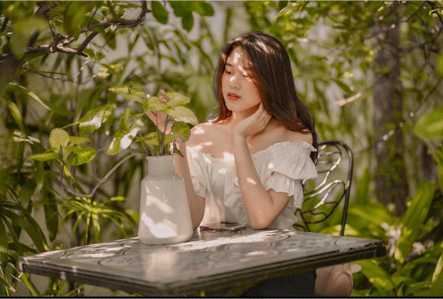 Đỗ Thị Hà từng giấu gia đình đăng kí dự thi Hoa hậu Việt Nam 2020 nên chỉ tới khi được gọi tên vào Bán kết toàn quốc, thí sinh Đỗ Thị Hà mới gọi điện báo cho người thân.