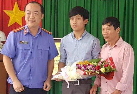 Công khai xin lỗi ông Trần. (Ảnh: báo Người đưa tin)