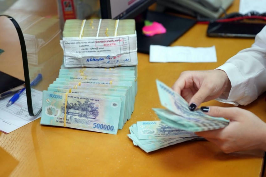 Lãi suất tăng thị trường nhà ở xuất hiện "rao bán căn hộ cắt lỗ".