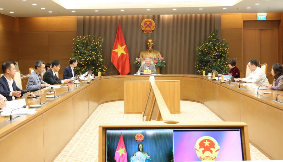 Phó Thủ tướng Thường trực Chính phủ Nguyễn Hòa Bình chủ trì cuộc họp về xây dựng hệ thống công nghệ thông tin phục vụ điều hành Trung tâm Tài chính quốc tế tại Việt Nam - Ảnh: VGP/Nguyễn Hoàng.
