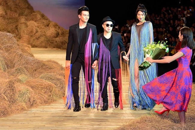 Biểu cảm ngỡ ngàng của Đỗ Mạnh Cường khi nhìn thấy Thúy Vân. Ảnh: Thanh Tâm