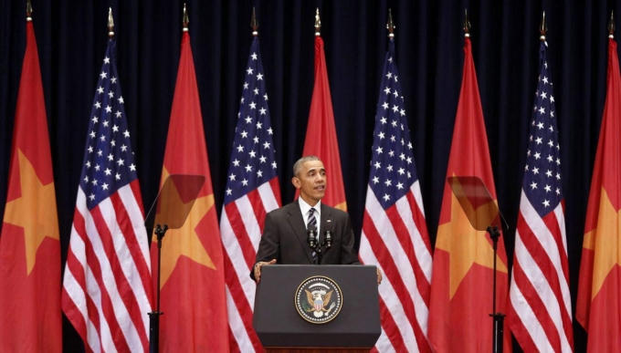 Tổng thống Mỹ Barack Obama phát biểu trước người dân Việt Nam tại Trung tâm Hội nghị Quốc gia ở thủ đô Hà Nội hôm 24/5/2016. (Ảnh: AP)