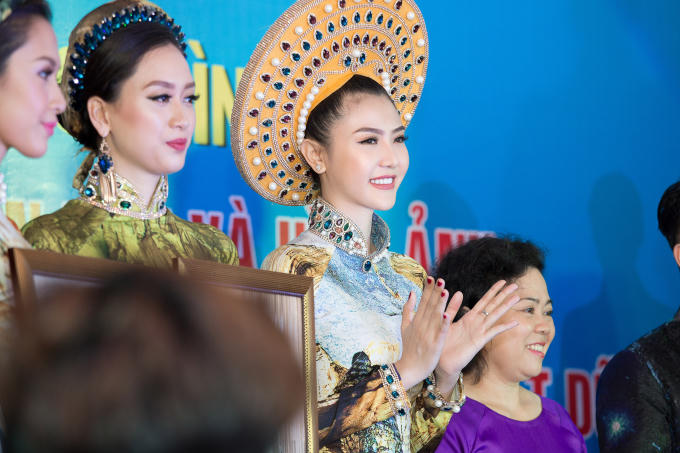 Ảnh của hoa hậu Ngọc Duyên được trưng bày ở viện bảo tàng Phụ nữ Nam Bộ