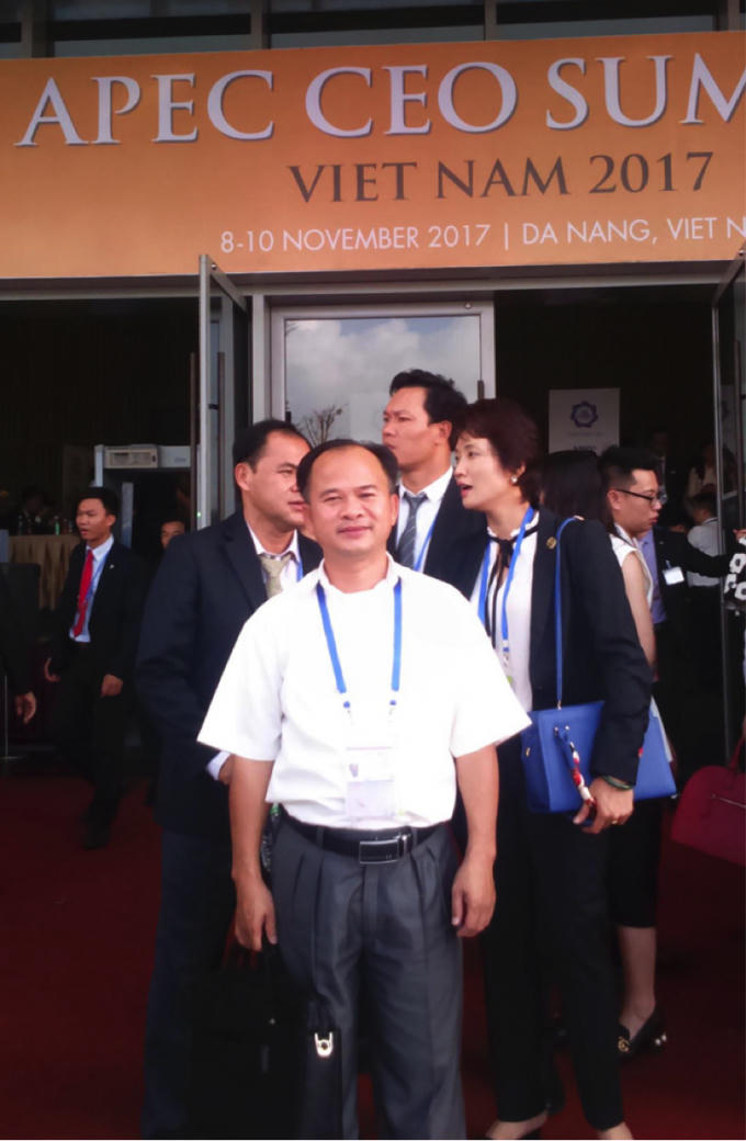 Ông Nguyễn Như Tuyển - Giám đốc Công ty Anh Luân tham dự Hội nghị thượng đỉnh APEC tại Đà Nẵng năm 2017.