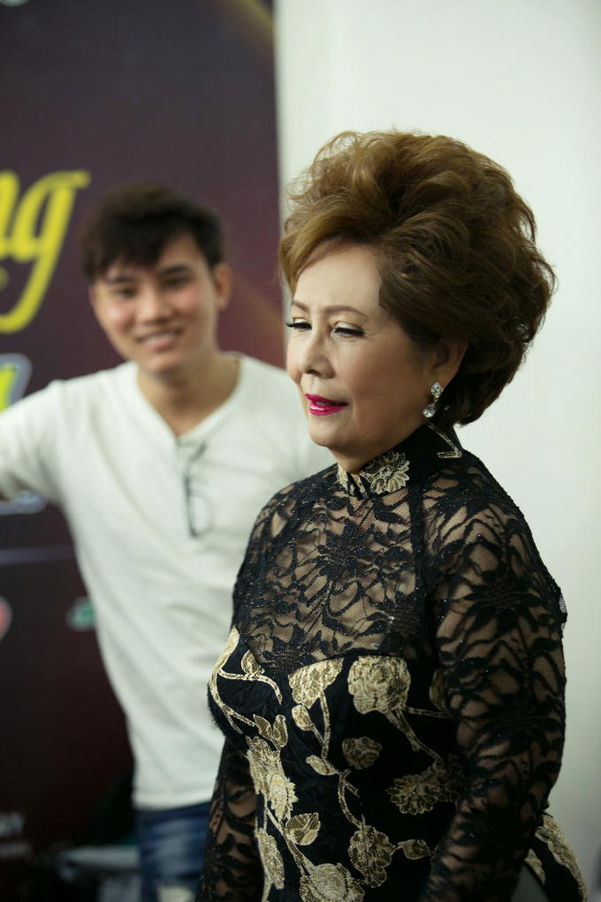 Danh ca Phương Dung lần đầu tiết lộ t&iacute;ch c&aacute;ch đặc biệt của nhạc sĩ Mạnh Ph&aacute;t