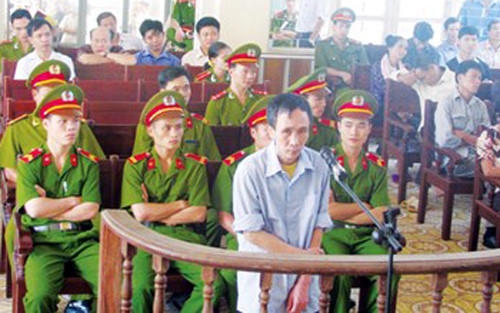 Trải qua nhiều phiên xét xử nhưng ông Hàn Đức Long vẫn không nhận tội, một mực kêu oan.