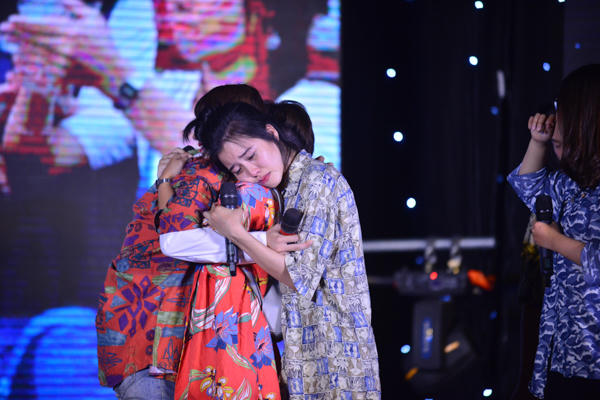 Những thông điệp về tình bạn được ẩn chứa trong vở kịch khiến nhiều người phải nghẹn ngào khi nhìn thấy bản thân mình trong đó.