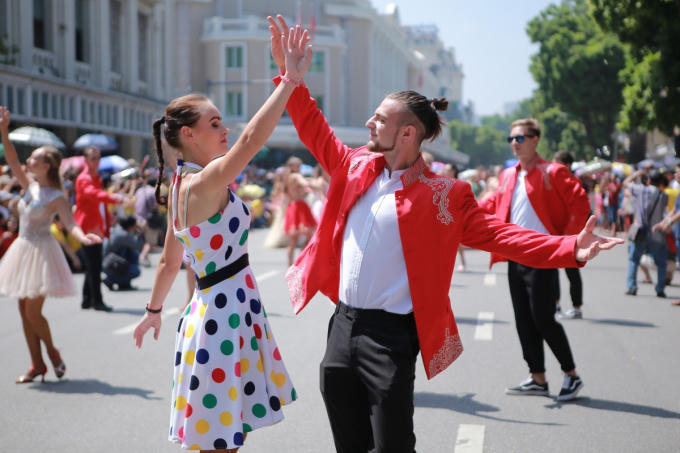 Carnival Hanoi 2017 (2)