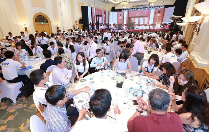 Hơn 500 khách tham dự sự kiện ra mắt FLC Grand Hotel Hạ Long.