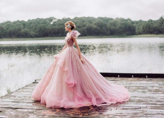 Ngắm nh&igrave;n vẻ đẹp huyền b&iacute; trong những thiết kế mới của thương hiệu Joli Poli