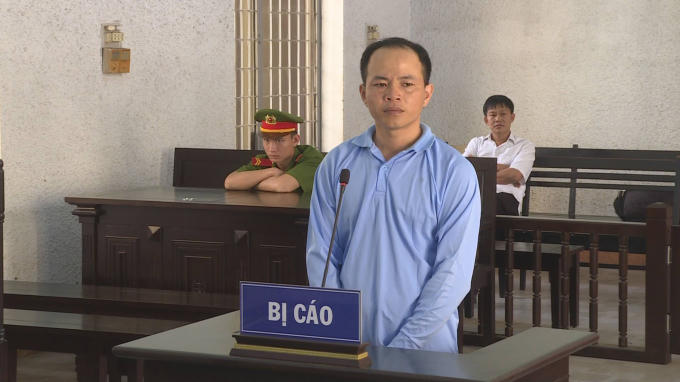 Bị cáo Lê Bá Vận tại phiên tòa.