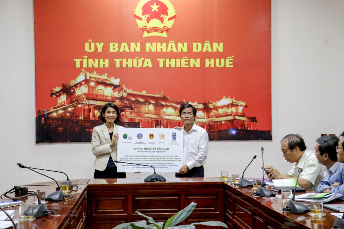 Hơn 100 ngôi nhà an toàn đã được bàn giao cho người dân tỉnh Thừa Thiên Huế.