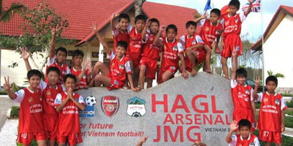 Chia tay Arsenal, HAGL vẫn trung thành với phương châm đào tạo trẻ trong thập niên qua.
