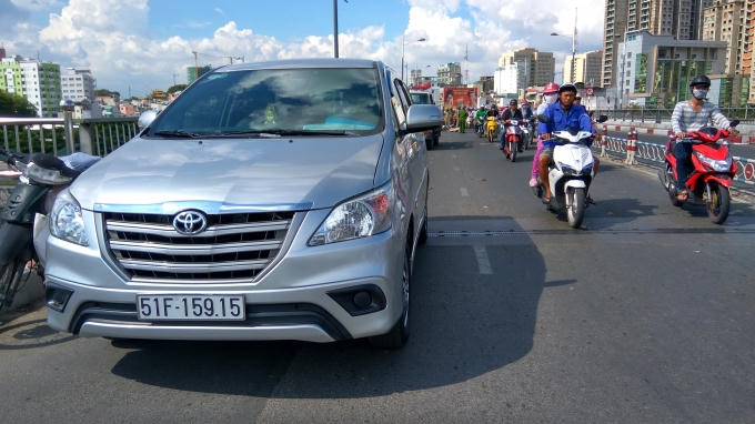 Chiếc ô tô 7 chỗ co liên quan đến vụ tai nạn.