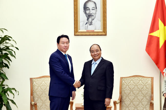 Thủ tướng Nguyễn Xuân Phúc tiếp Chủ tịch Tập đoàn SK Group.