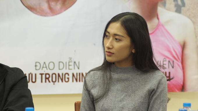 (Diễn viên Vân Anh trong buổi Giao lưu trực tuyến)