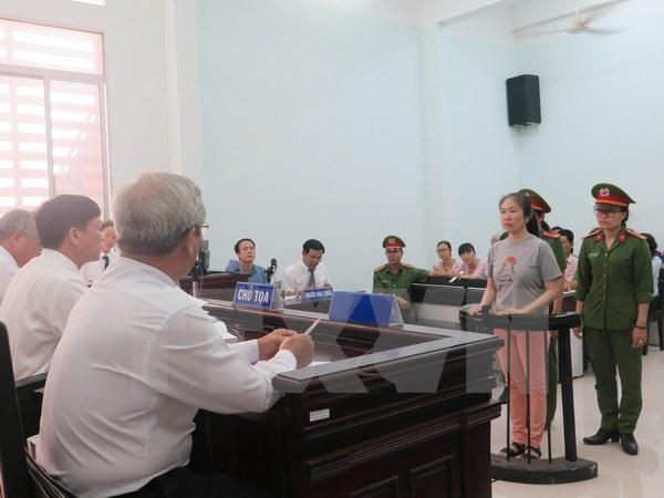 Quang cảnh phiên tòa.