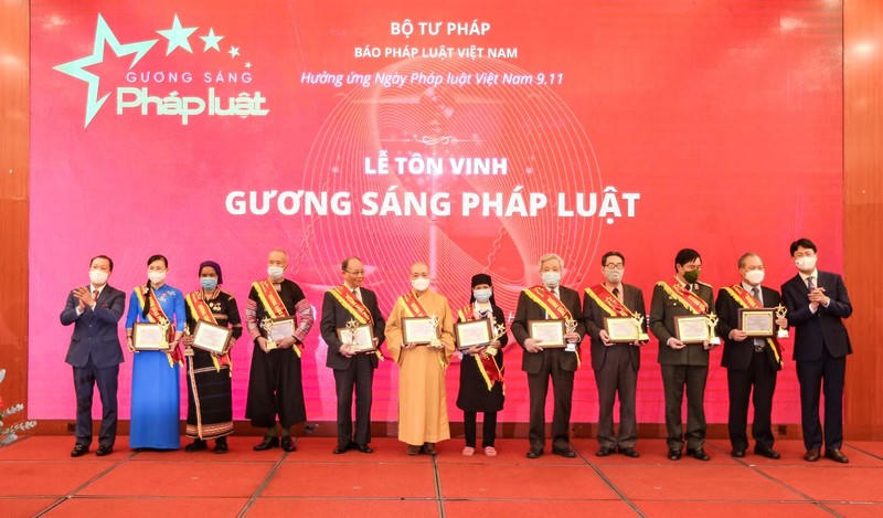 10 SỰ KIỆN PHÁP LUẬT TIÊU BIỂU NĂM 2021 ảnh 7