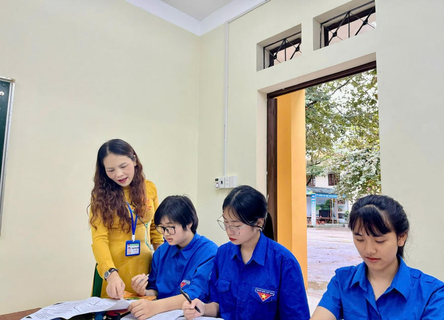 Sự xuất hiện của AI đang từng bước trở thành “trợ giảng đặc biệt”, giúp học sinh vùng cao tiếp cận ngoại ngữ một cách sinh động, hiệu quả và bình đẳng hơn.