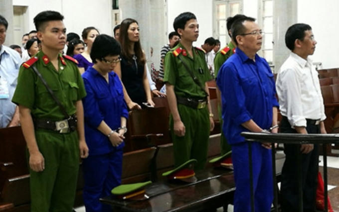 Trong phiên xét xử, bị can Châu Thị Thu Nga hầu tòa với tư cách người có quyền lợi và nghĩa vụ liên quan