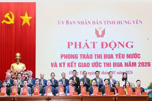 Các khối thi đua ký giao ước thực hiện phong trào thi đua năm 2026.