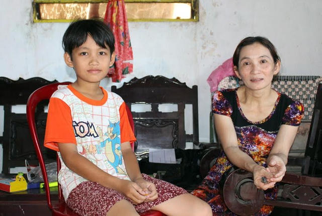 Niềm vui của chị Phượng giờ là cố gắng nuôi đứa con trai ăn học đàng hoàng.