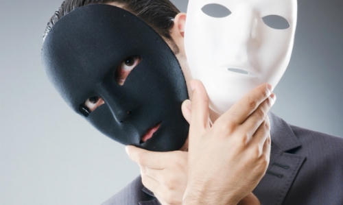 Hội chứng Capgras khiến bệnh nhân nghĩ rằng người thân của mình bị giả mạo. Ảnh: middaydaily.com.