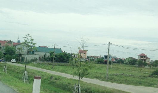 Khu đất tái định cư sử dụng kinh phí của Dự án xây dựng cầu Bến Thủy 2 để đền bù, GPMB và xây dựng cơ sở hạ tầng nhưng lại để “phục vụ dự án khác” chưa hình thành.