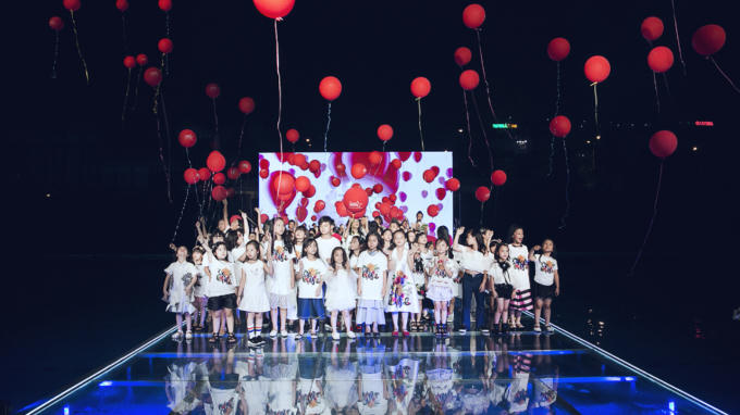  Ảnh: Kiếng Cận