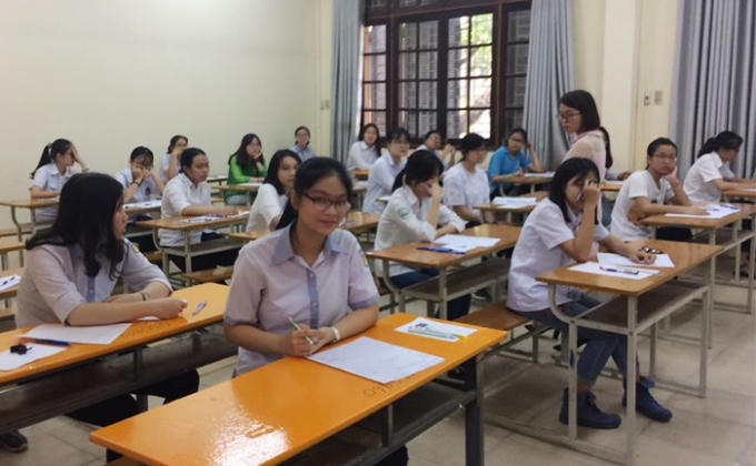 Học sinh Hà Nội thi tuyển sinh vào lớp 10 năm học 2018 - 2019.