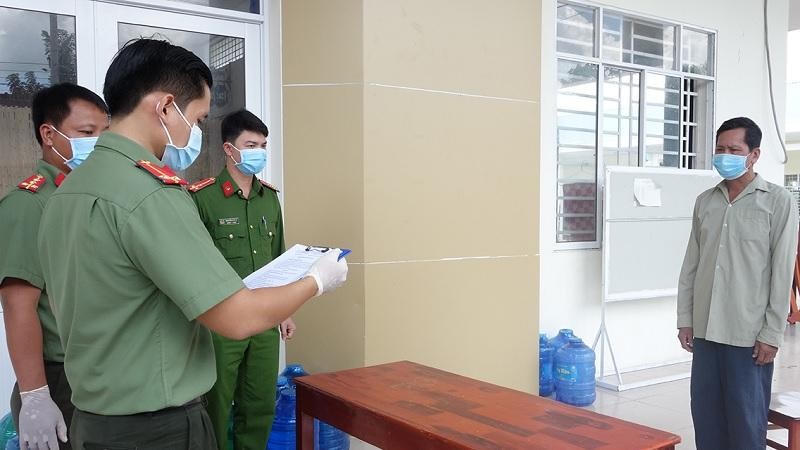 Thi hành Lệnh bắt bị can đối với Dương Văn Tỷ.
