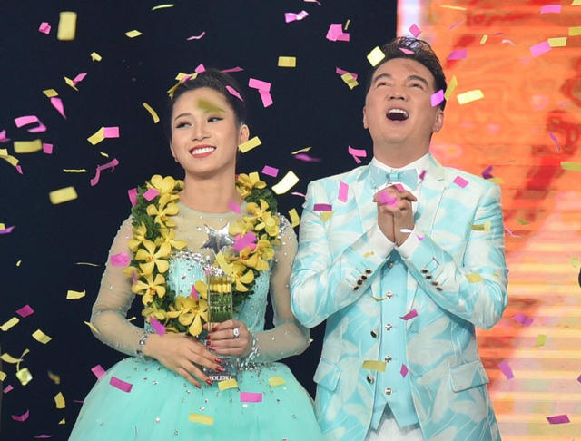 Hellen Thủy vừa đăng quang quán quân "Thần tượng Bolero" đã bị chê là "thảm hoạ". Ảnh: TL.