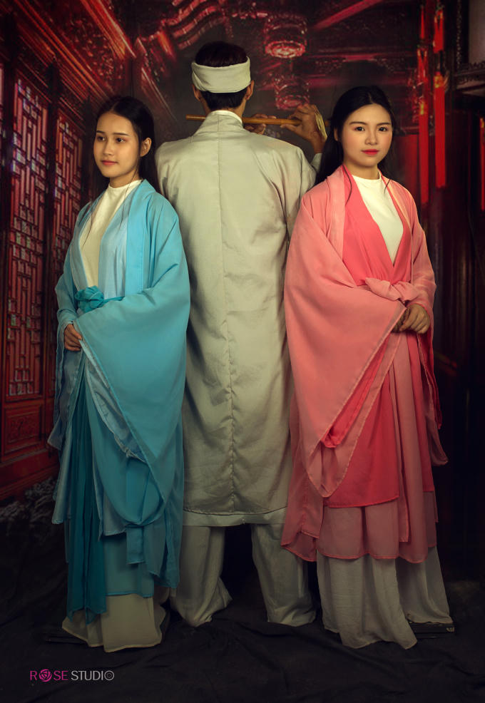 Bộ phim được cải biên từ truyện Kiều của Nguyễn Du, Kiều là một bộ phim chiếu mạng dài 40 tập quy tụ những người trẻ 8x và 9x.