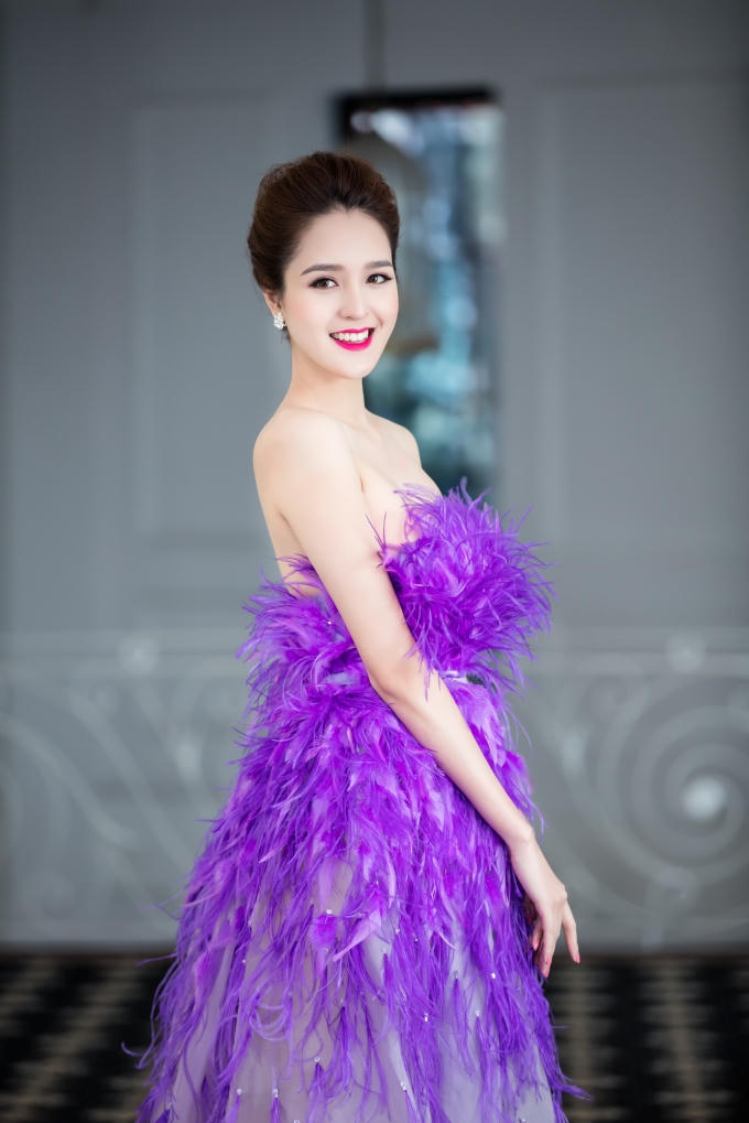 Không ít vị khách đã khen ngợi Hoàng Anh xinh đẹp như nàng công chúa.