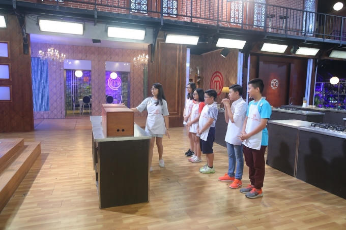 Bảo Anh được quyền chọn nguyên liệu cho thử thách.