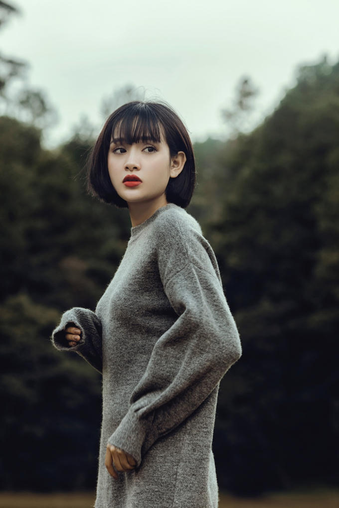 Sau gi&ocirc;ng b&atilde;o, Hiền Hồ đ&atilde; c&oacute; MV đầu tay c&aacute;n mốc 1 triệu lượt view