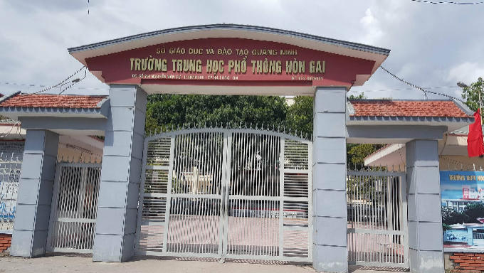 Trường THPT Hòn Gai, nơi xảy ra sự việc.