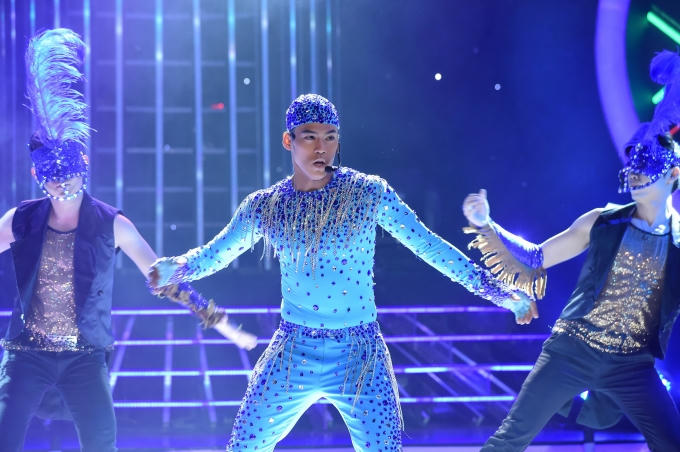 Tập 6 Gương mặt th&acirc;n quen: H&ograve;a Minzy tiếp tục gi&agrave;nh chiến thắng v&igrave; qu&aacute; giống Xu&acirc;n Lan