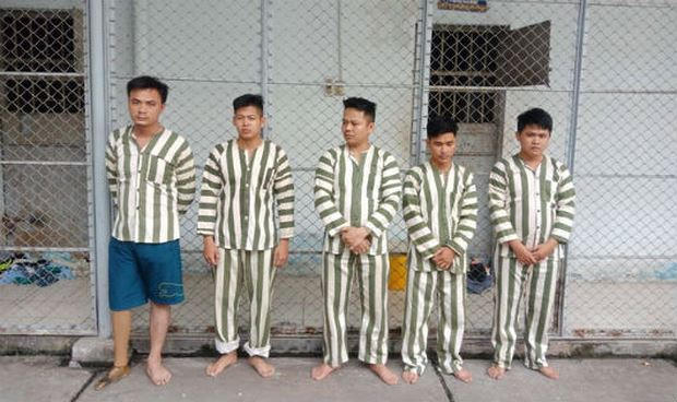 Nhóm đối tượng tại cơ quan công an.