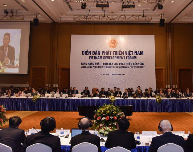 Diễn đàn phát triển Việt Nam sáng 13/12, tại Hà Nội