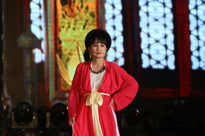 Ngôi sao vi diệu Lê Thị Dần.