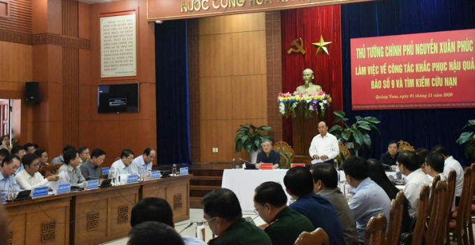Thủ tướng yêu cầu cả hệ thống chính trị vào cuộc hỗ trợ giúp dân miền Trung.