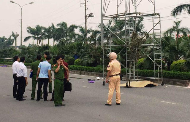 Lực lượng chức năng nhanh chóng có mặt tại hiện trường.