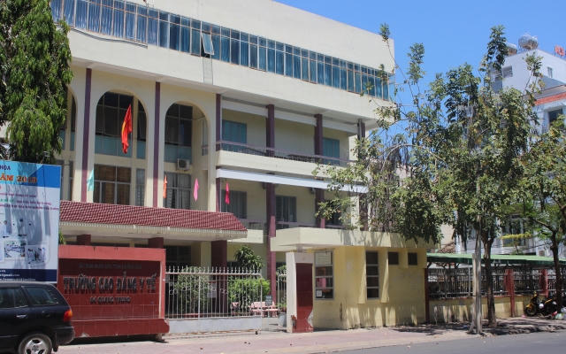 Nhiều giảng viên trường Cao đẳng Y tế Khánh Hoà được...ngồi chơi