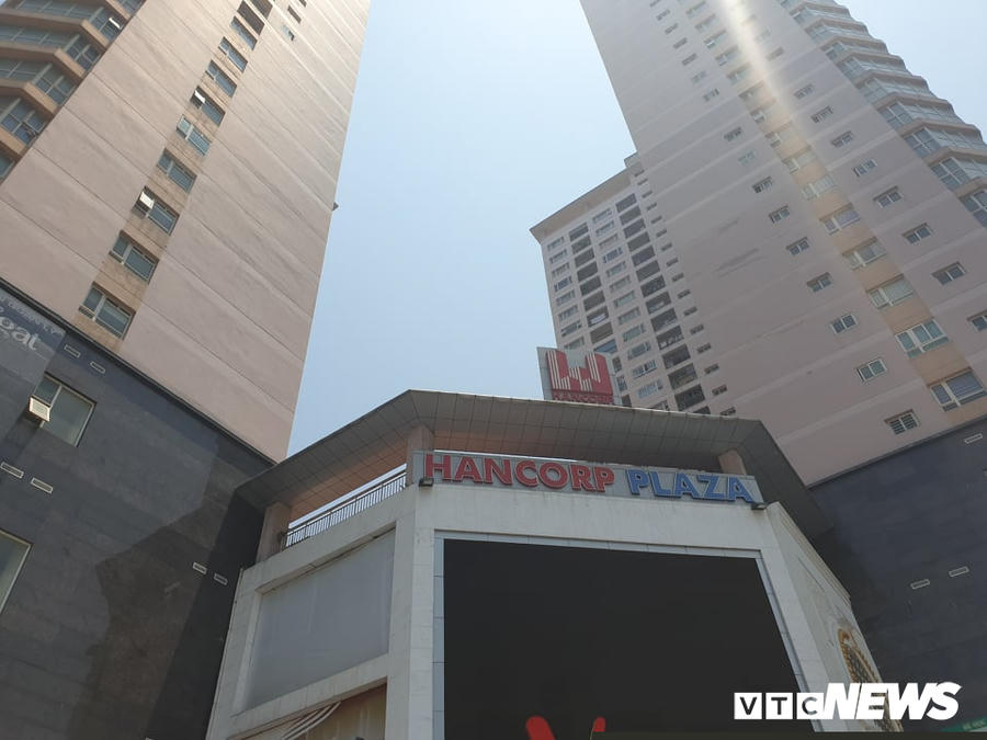 UBND TP.Hà Nội kết luận việc Hancorp xây dựng công trình trên lô đất K vượt 1 tầng và tăng diện tích sàn xây dựng, là sai. (Tòa nhà 28 tầng của Hancorp tại quận Cầu Giấy - Ảnh: H.H).